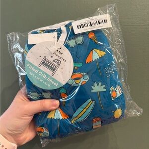 NIB‎ Surfs Up Little Sleepies crib sheet